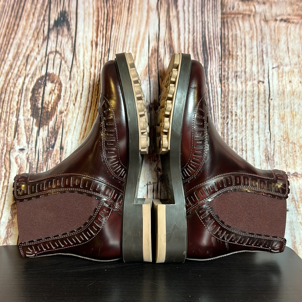 Tod’s Leather Chelsea Boots Womens Sz 34.5 - Picture 9 of 10